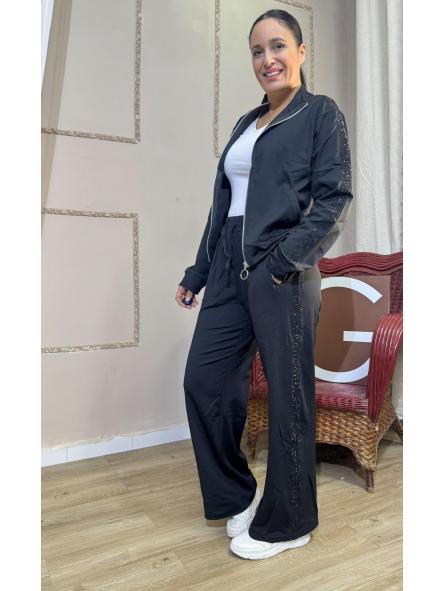 CHANDAL NEGRO CON BRILLIS