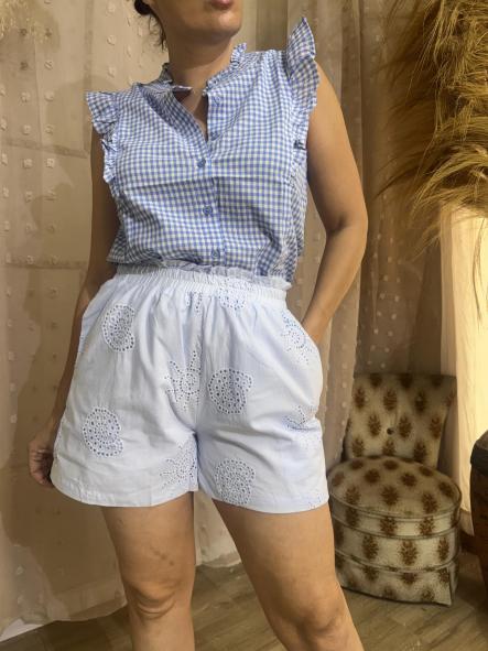 PANTALON CORTO TROQUEADO AZUL [3]