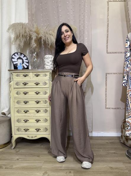 TOP MANGA CORTA MARRON