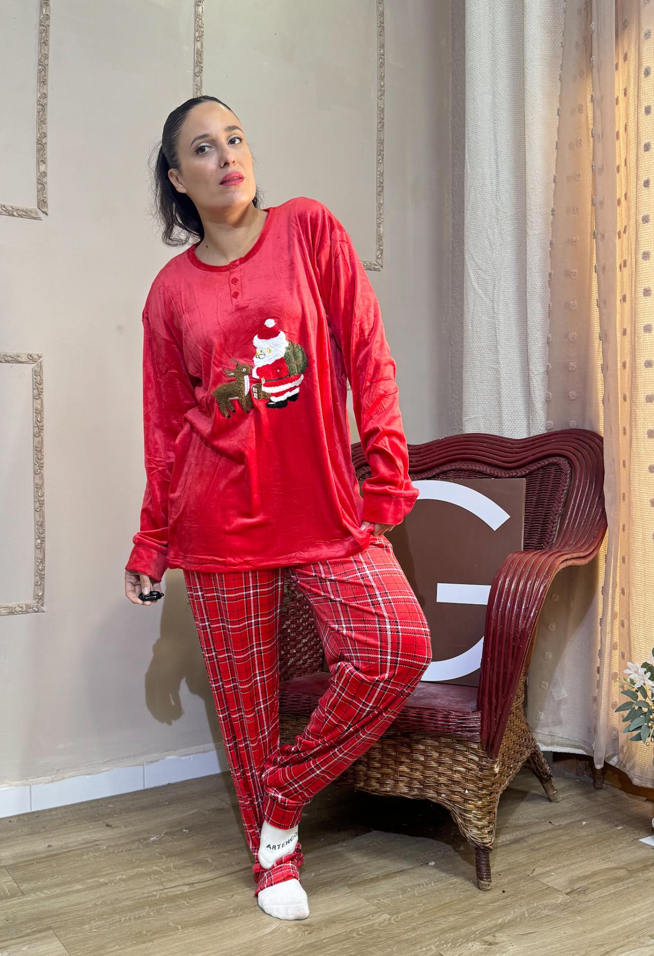 PIJAMA MAFALDA BORDADO VERDE OSCURO