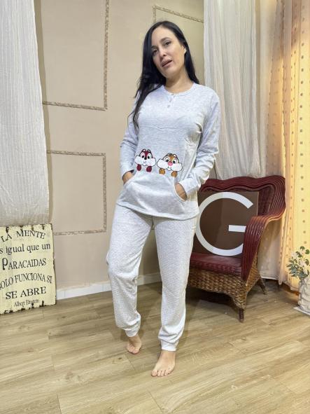 PIJAMA COLOR GRIS CLARO ARDILLAS