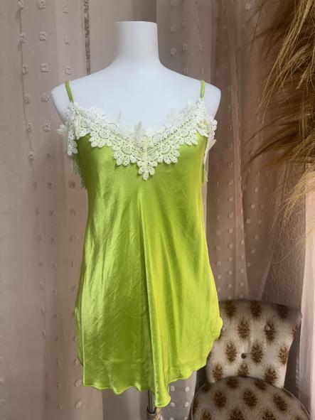 LENCERA VERDE [1]