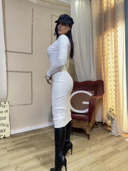 VESTIDO BLANCO DE CANALE CUELLO DE PICO [2]