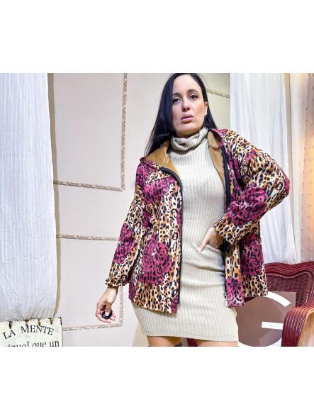 CHAQUETA ANIMAL PRIN CON FLORES ROJAS