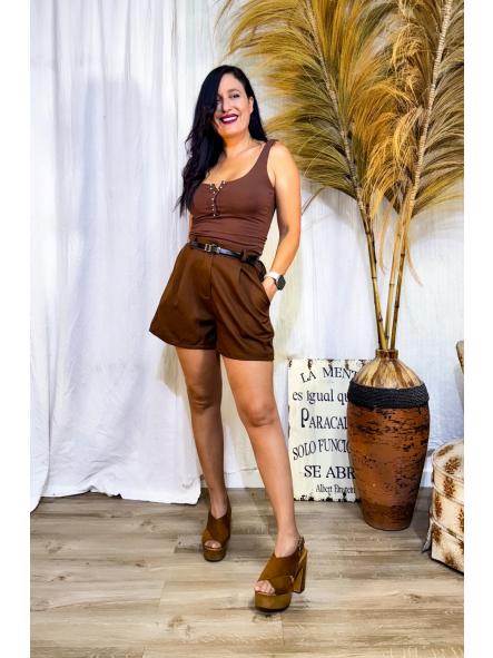 PANTALON CORTO MARRON 