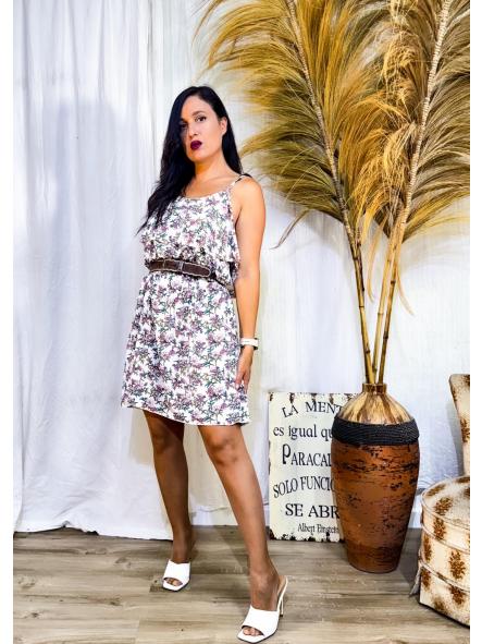 VESTIDO  BLANCO DE FLORECITAS  DE TIRANTE FINO VOLANTE EN EL PECHO