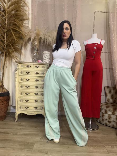 PANTALON  deportivo verde [3]