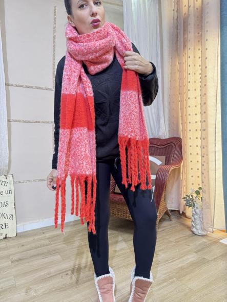 BUFAMANTA DE CUADROS ROJO