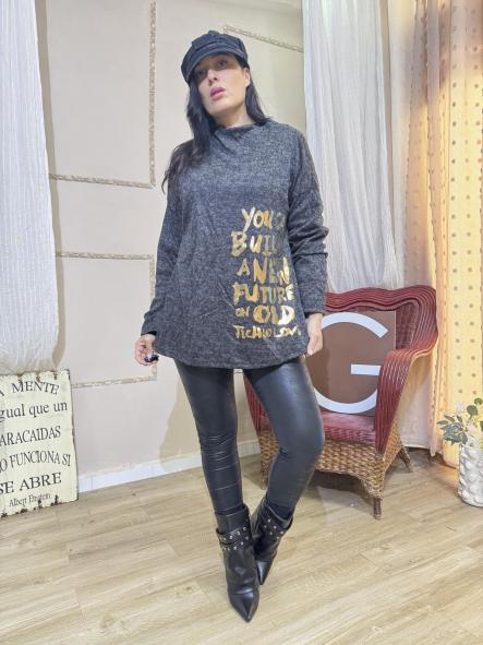 CAMISETA CALENTITA LETRAS DORADAS [1]