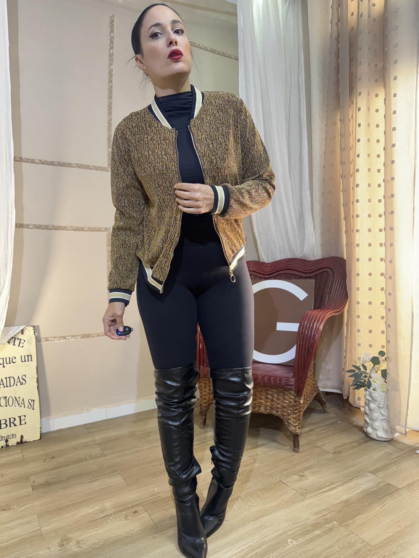 CHAQUETA DORADA BOMBER BRILLI