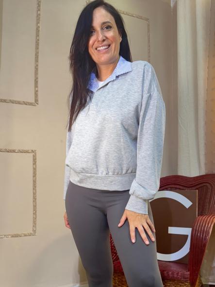 SUDADERA GRIS CON CAMISA [1]