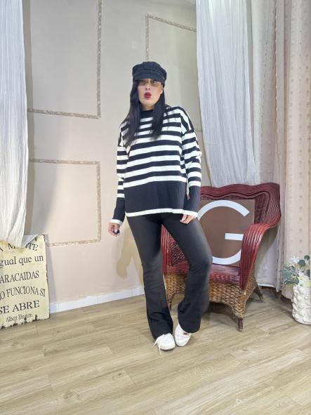 JERSEY NEGRO CON RAYAS BLANCAS [1]