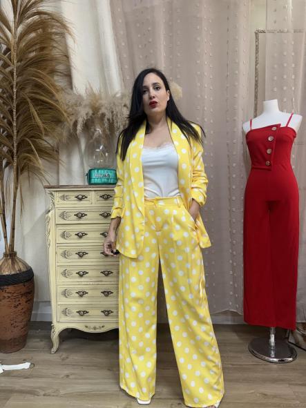 TRAJE LUNARES VAINILLA [1]