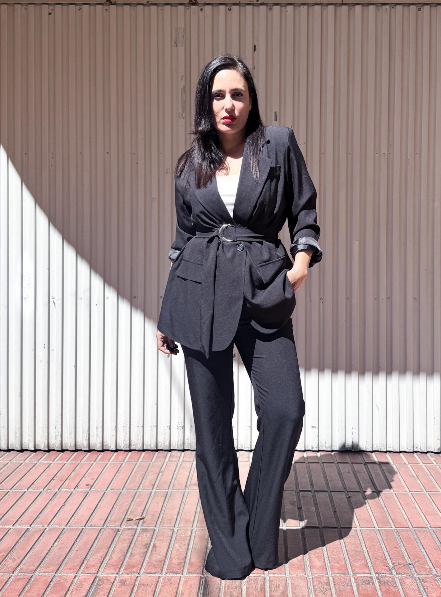 CONJUNTO TRAJE NEGRO