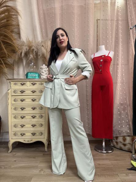 CONJUNTO TRAJE VERDE  [1]