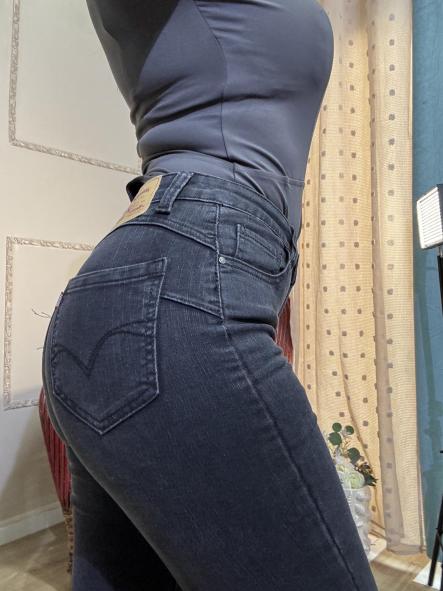 PANTALON NEGRO VAQUERO 5 KILOS MENOS