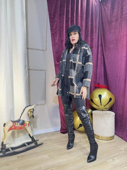 ABRIGO CUADROS NEGRO [1]