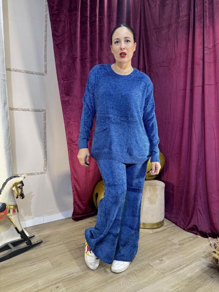 CONJUNTO AZUL DE CHINILLA PANTALON DE CAMPANA