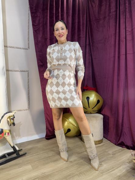 VESTIDO DE ROMBOS BEIG
