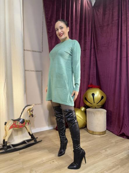 VESTIDO VERDE DE PUNTO [3]