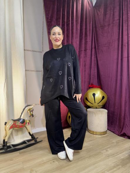 CONJUNTO NEGRO JERSEY OBERSAY CORAZONCITOS [2]