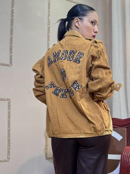 CHAQUETA VAQUERA MARRON LETRAS [0]