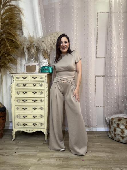 CONJUNTO DEPORTIVO CRUZADO LISO MARRON [0]