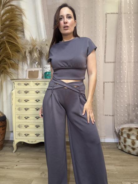 CONJUNTO DEPORTIVO CRUZADO LISO GRIS [0]