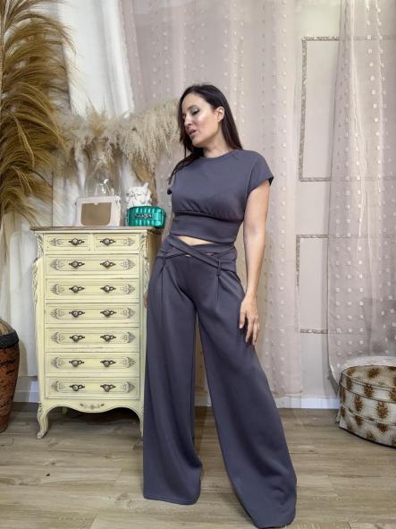 CONJUNTO DEPORTIVO CRUZADO LISO GRIS [3]