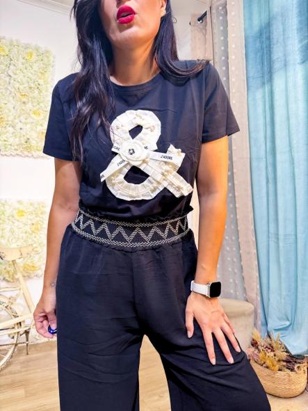 PANTALON NEGRO CINTURA ELASTICA CON PESPUNTES MARRONES EN EL ELASTICO