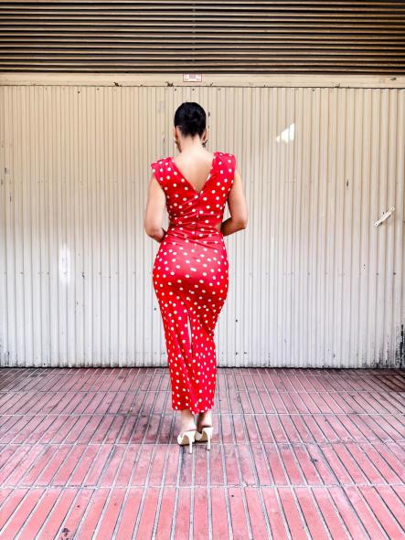 VESTIDO rojo DE LUNARES CON HOMBRERAS HEBILLA DORADA [2]