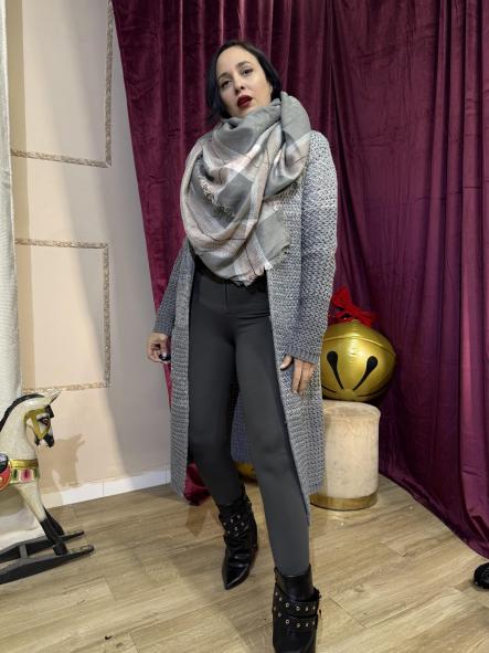 BUFAMANTA GRIS Y ROSA [1]