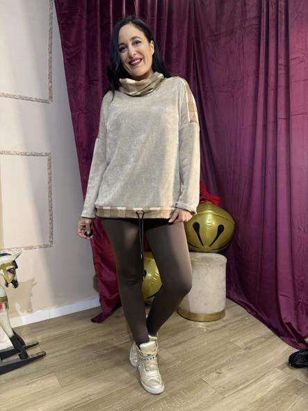 SUDADERA calentita CUELLO MARRON [2]