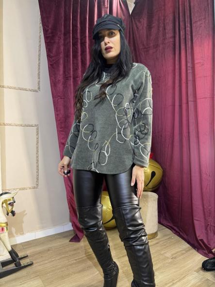 JERSEY DE CHINILLA VERDE CON BORDADOS BLANCO [0]