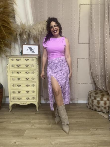 CAMISETA DETALLLE DORADO ROSA [5]