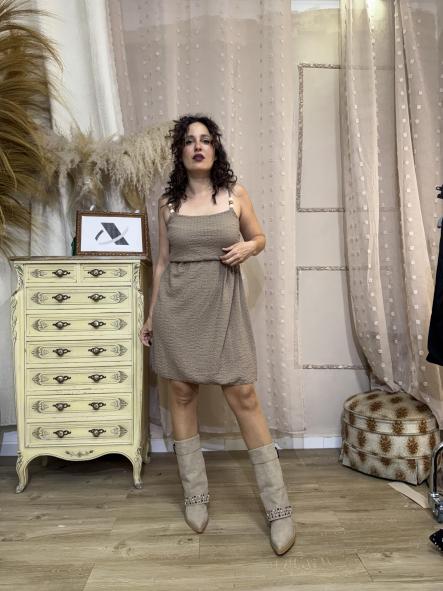 VESTIDO TIRANTES BOLAS MARRON 