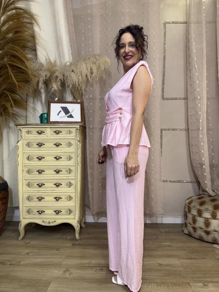TRAJE CHALECO ROSA EBILLA DORADA  [2]