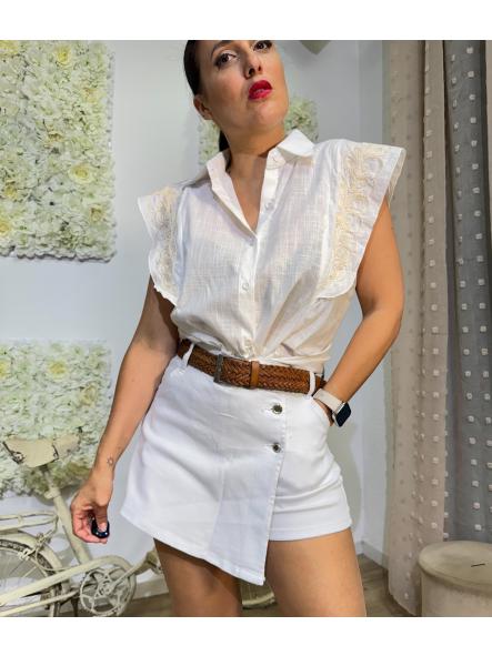CAMISA BLANCA   BORDADOS 