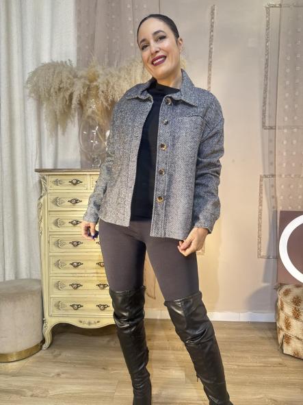 SOBRECAMISA JASPEADA BLANCA Y NEGRA [2]