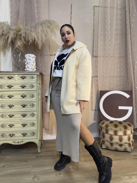 CHAQUETA BEIG CON CAPUCHA Y CREMALLERA [0]