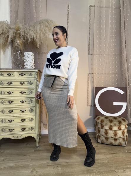 JERSEYCOLOR BLANCO ROTO CON CORAZON NEGRO [3]