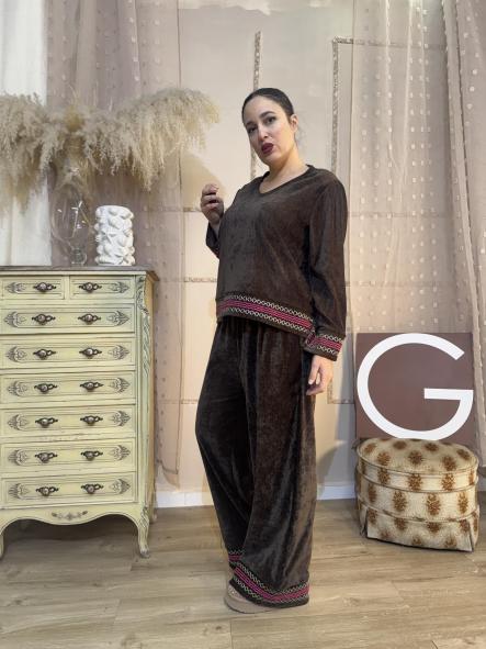 CONJUNTO MARRON CHOCOLATE DE PANILLA SUAVE BAJOS BORDADOS [2]