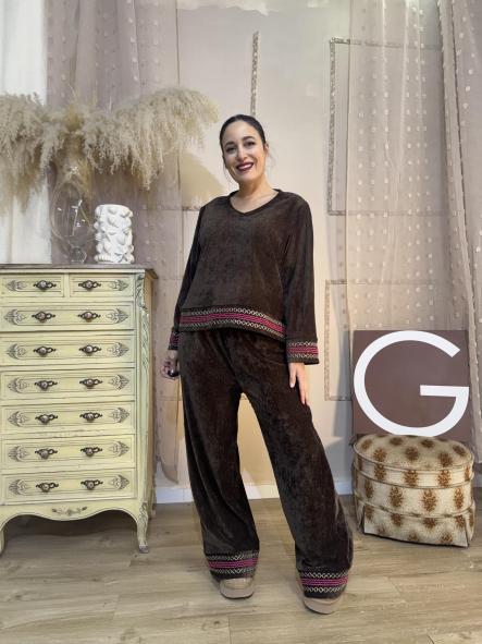 CONJUNTO MARRON CHOCOLATE DE PANILLA SUAVE BAJOS BORDADOS [1]