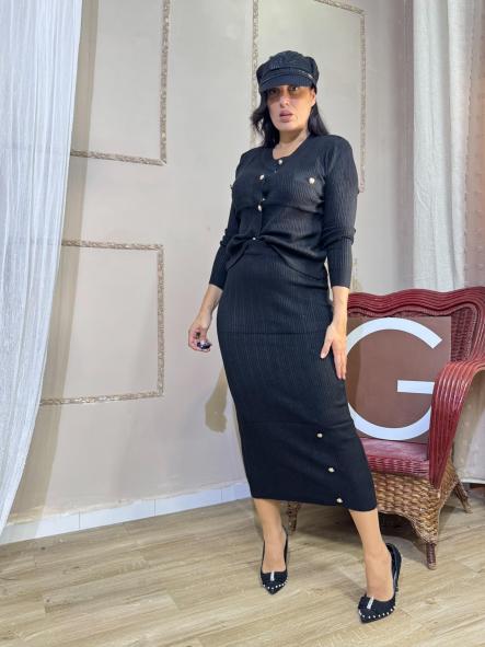 CONJUNTO NEGRO DE PUNTO FALDA Y REBECA
