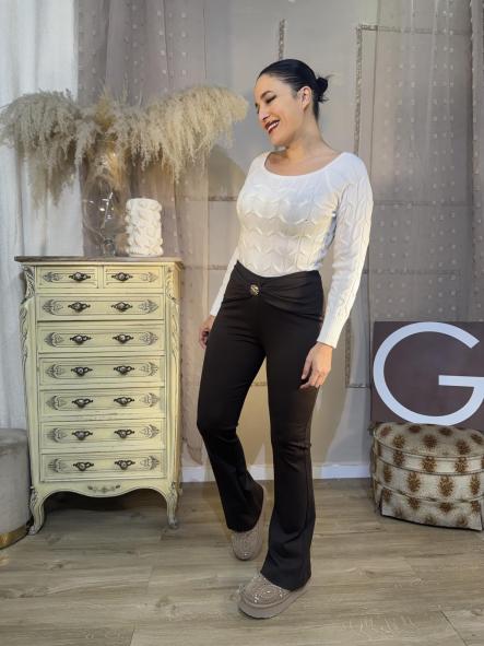 PANTALON CAMPANA MARRON [1]