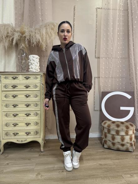 CONJUNTO   CHANDAL BRILLI CALENTITO MARRON [1]