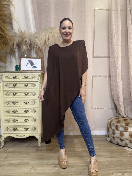 CAMISETA ASIMETRICA MARRON CHOCOLATE [1]