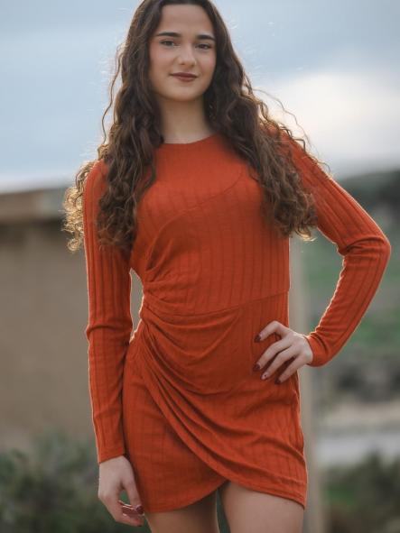 VESTIDO NARANJA OSCURO TIPO CANALE FRUNCIDO EN EL LADO [3]