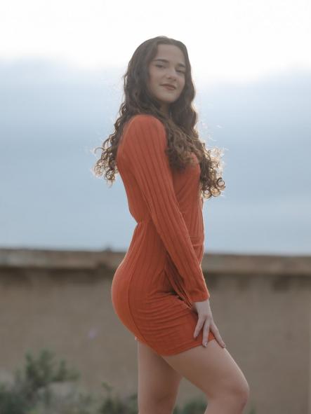 VESTIDO NARANJA OSCURO TIPO CANALE FRUNCIDO EN EL LADO [7]