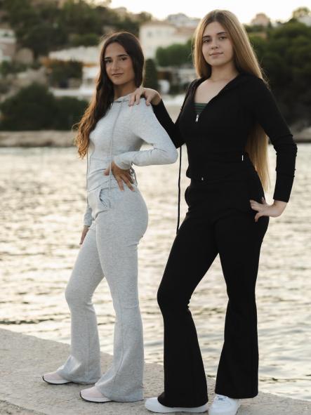 CHANDAL NEGRO PANTALON CAMPANA [1]
